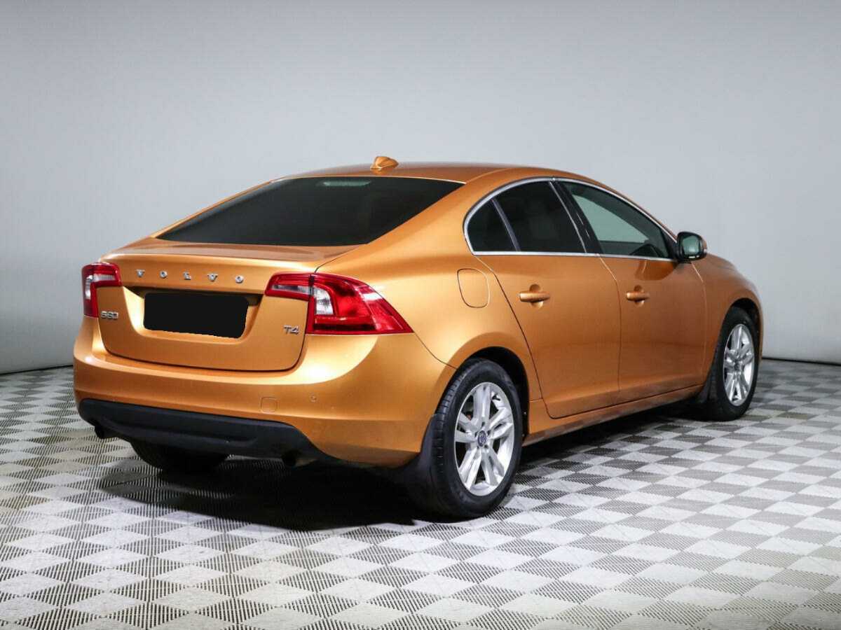 Купить Volvo S60 с пробегом. Фото: #3