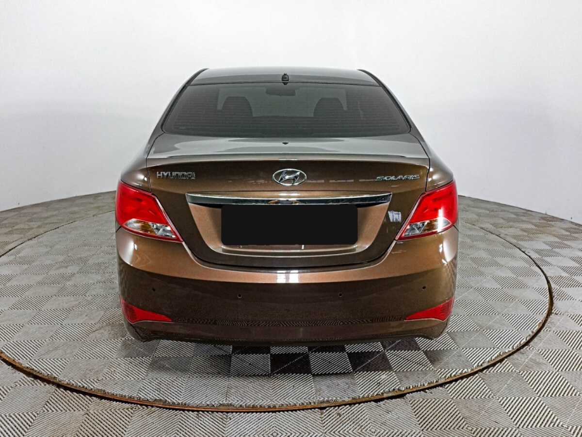Купить Hyundai Solaris с пробегом. Фото: #4