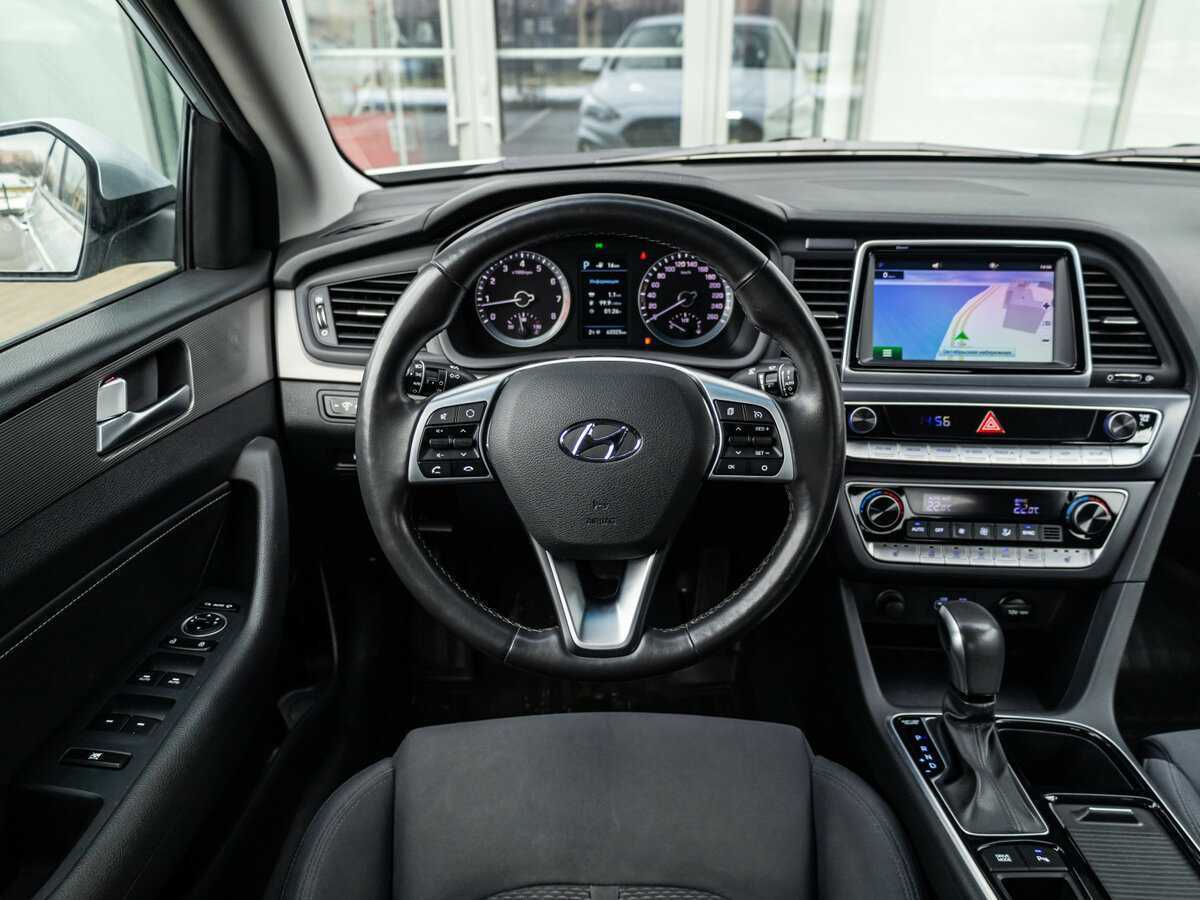 Купить Hyundai Sonata с пробегом. Фото: #13