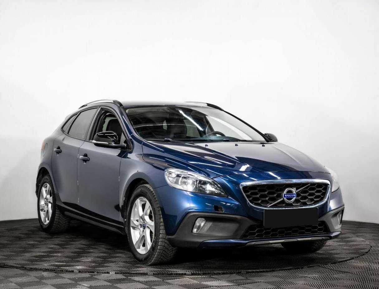Купить Volvo V40 Cross Country с пробегом. Фото: #2