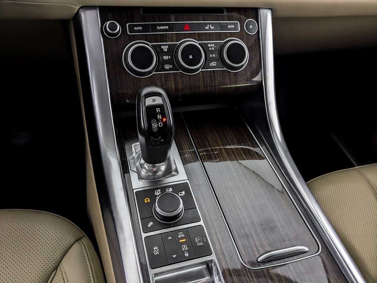 Купить Land Rover Range Rover Sport с пробегом. Фото: #25