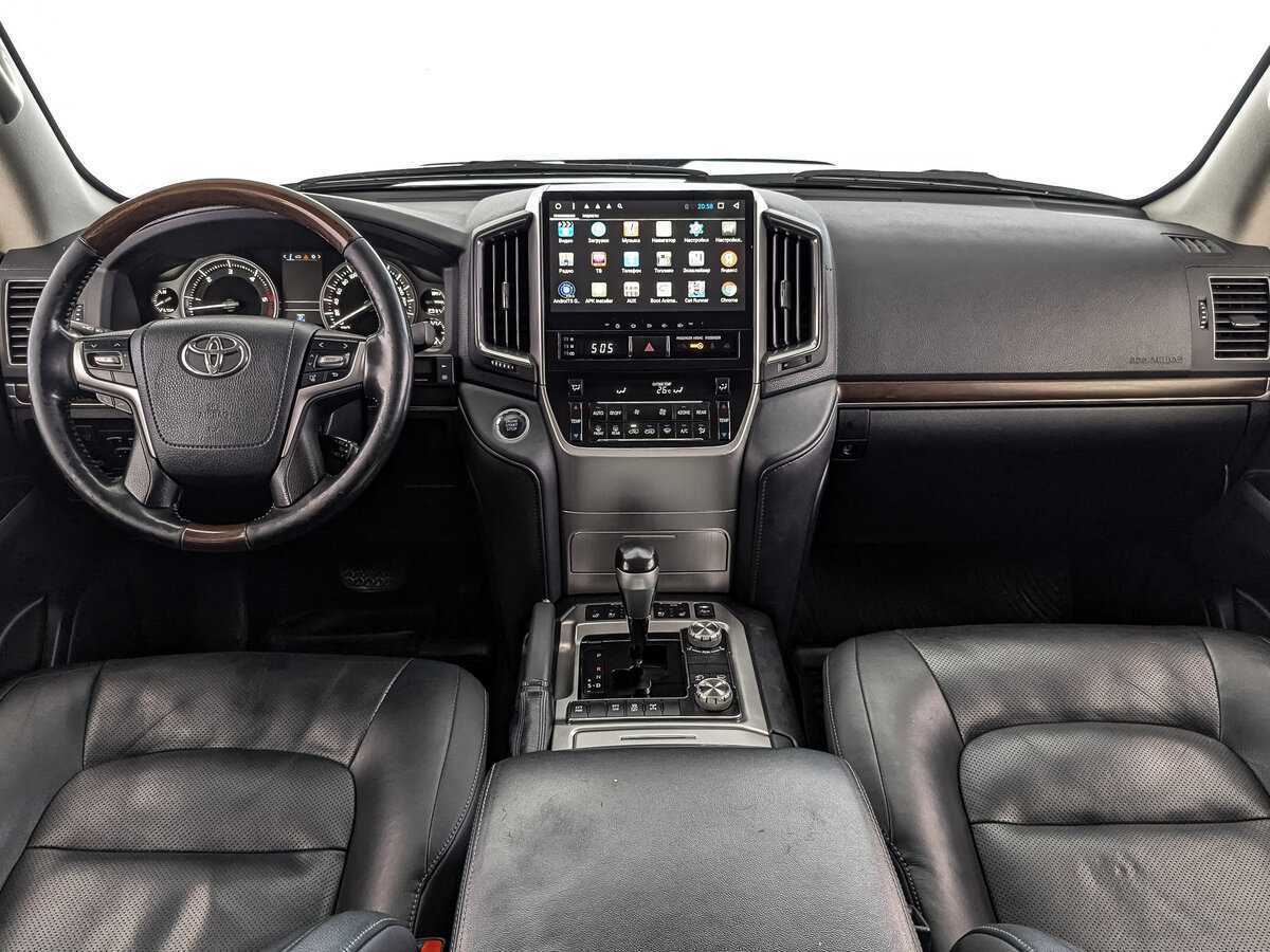 Купить Toyota Land Cruiser с пробегом. Фото: #8