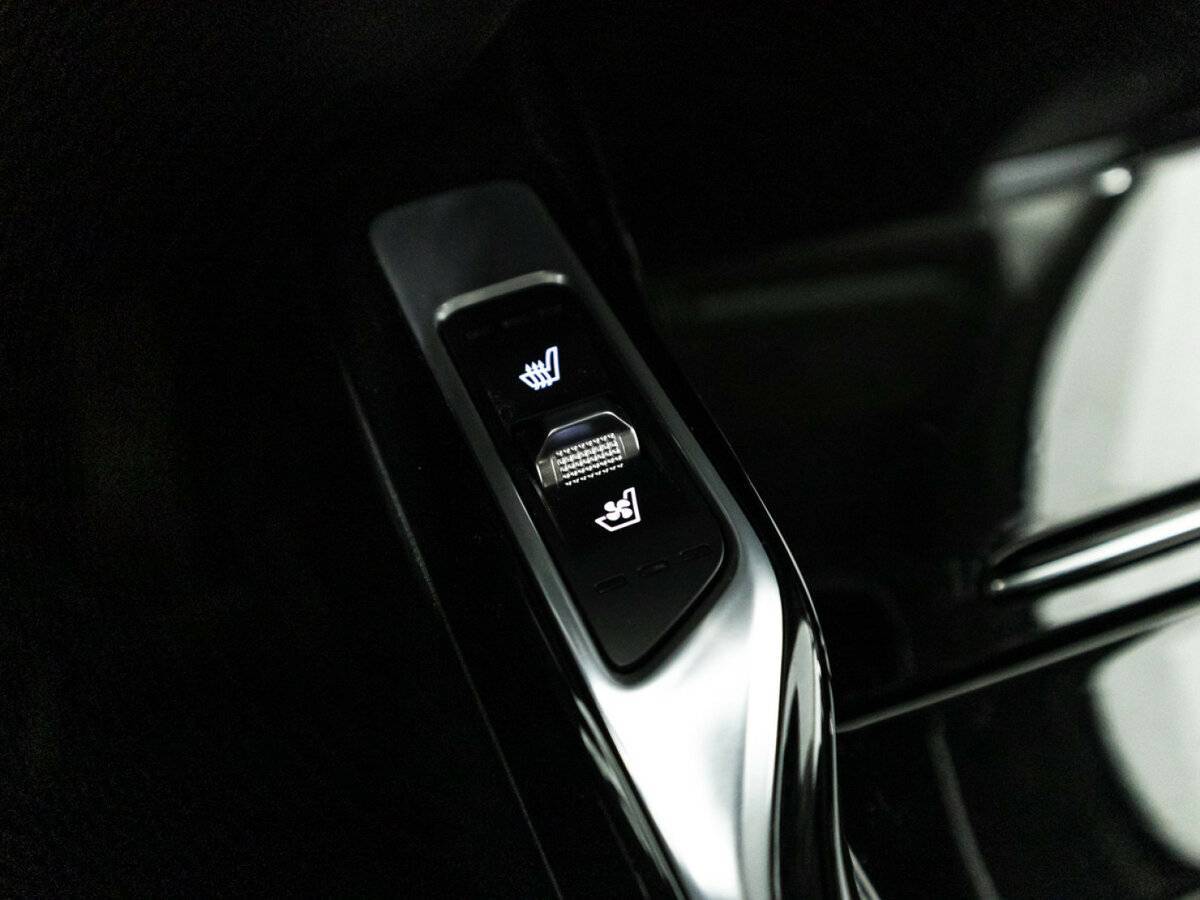 Купить Kia Sorento с пробегом. Фото: #24