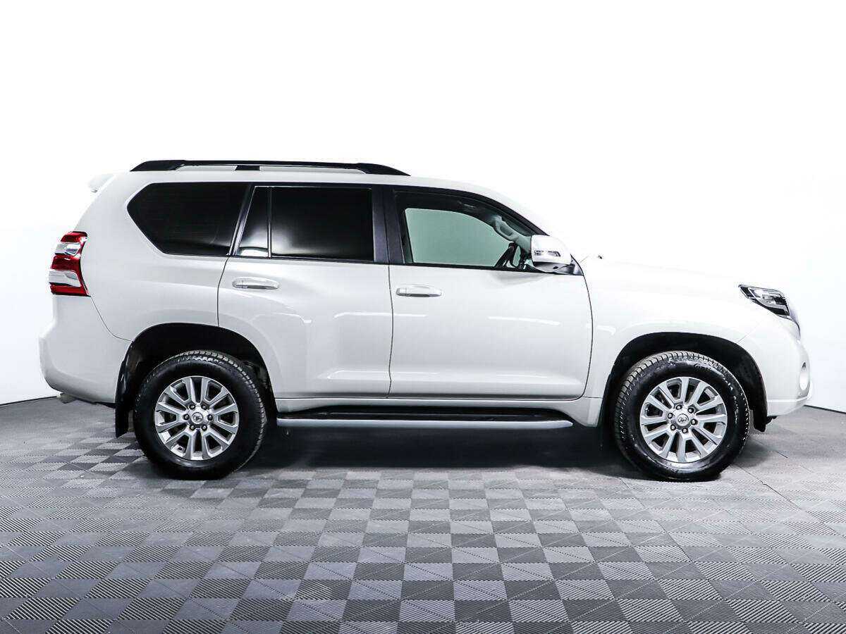 Купить Toyota Land Cruiser Prado с пробегом. Фото: #3