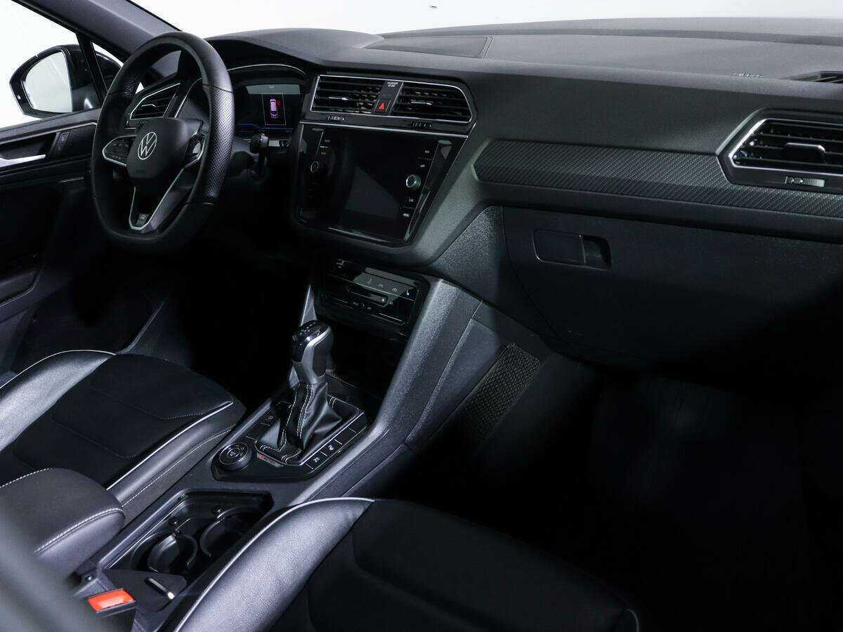 Купить Volkswagen Tiguan с пробегом. Фото: #6