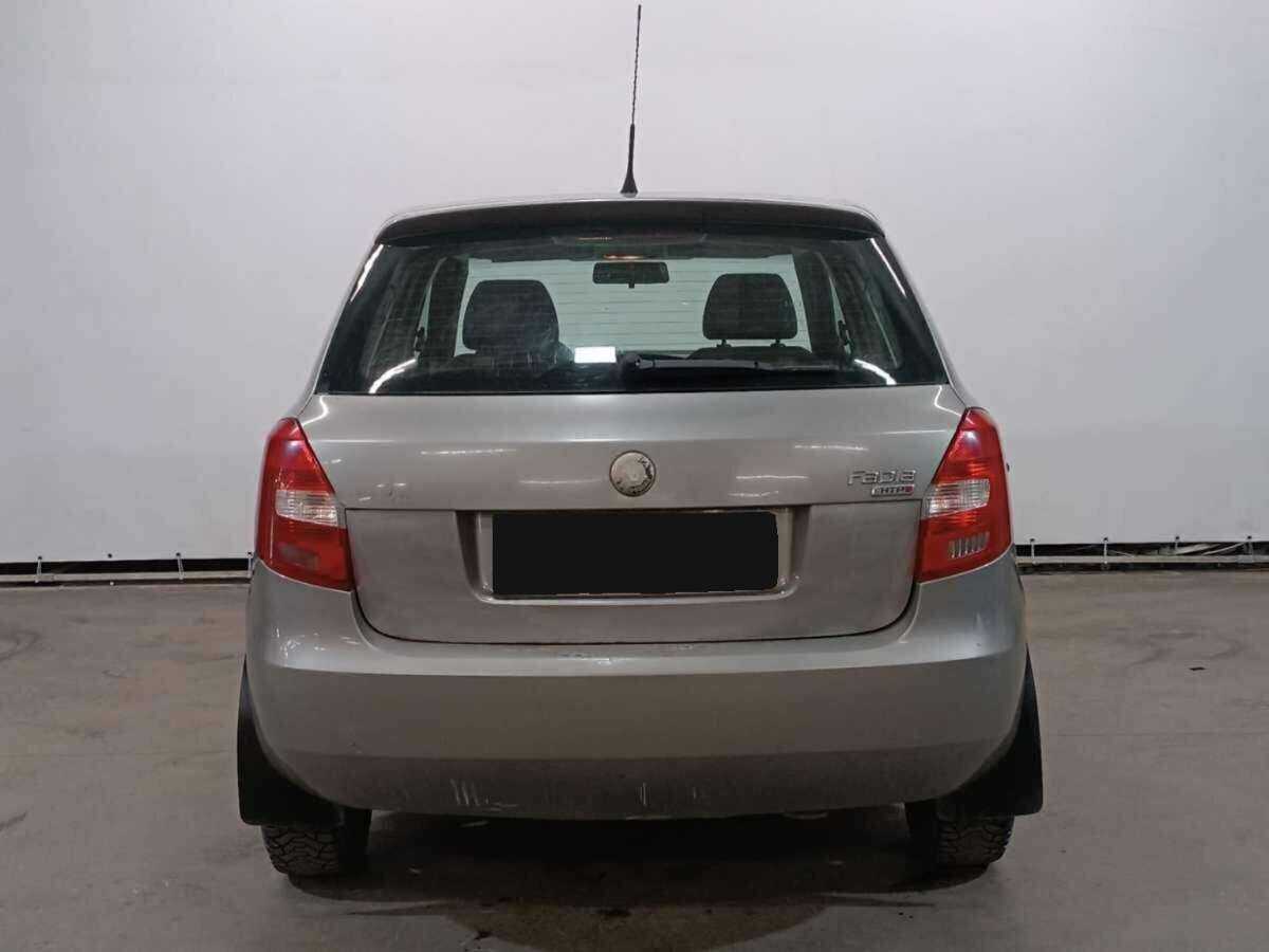 Купить Skoda Fabia с пробегом. Фото: #5