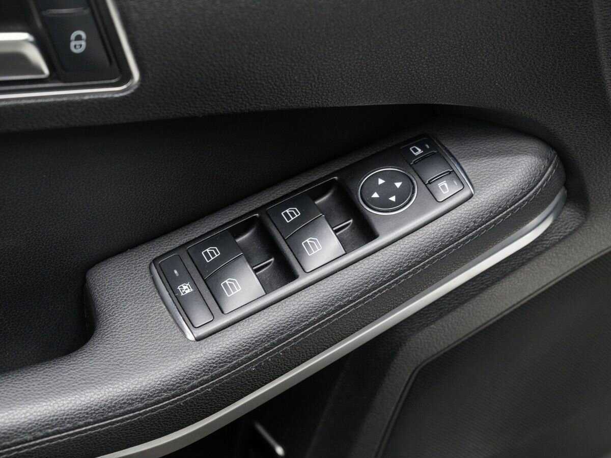 Купить Mercedes-Benz E-Класс с пробегом. Фото: #14