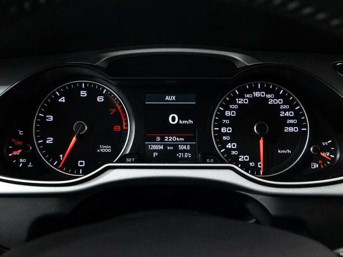 Купить Audi A4 с пробегом. Фото: #11