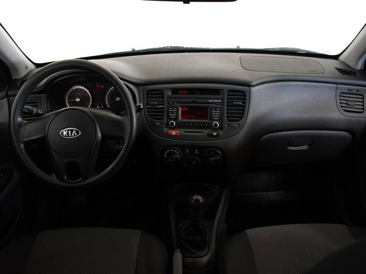 Купить Kia Rio с пробегом. Фото: #6