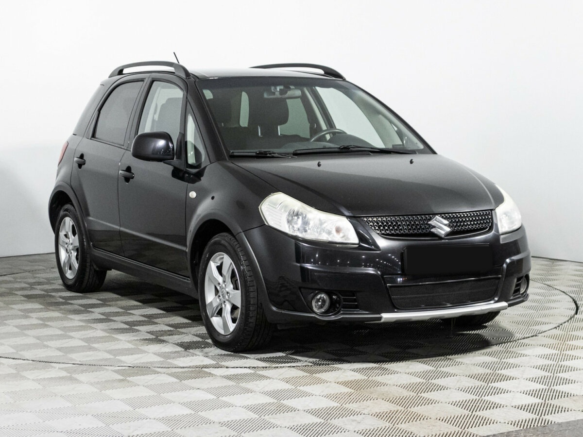 Купить Suzuki SX4 с пробегом. Фото: #2