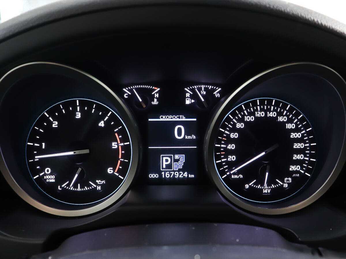 Купить Toyota Land Cruiser с пробегом. Фото: #16