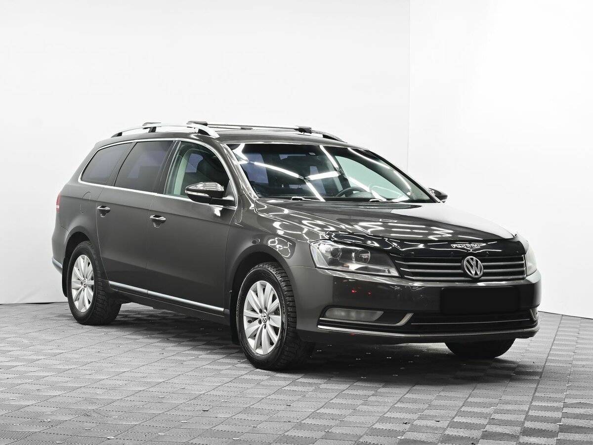 Купить Volkswagen Passat с пробегом. Фото: #1