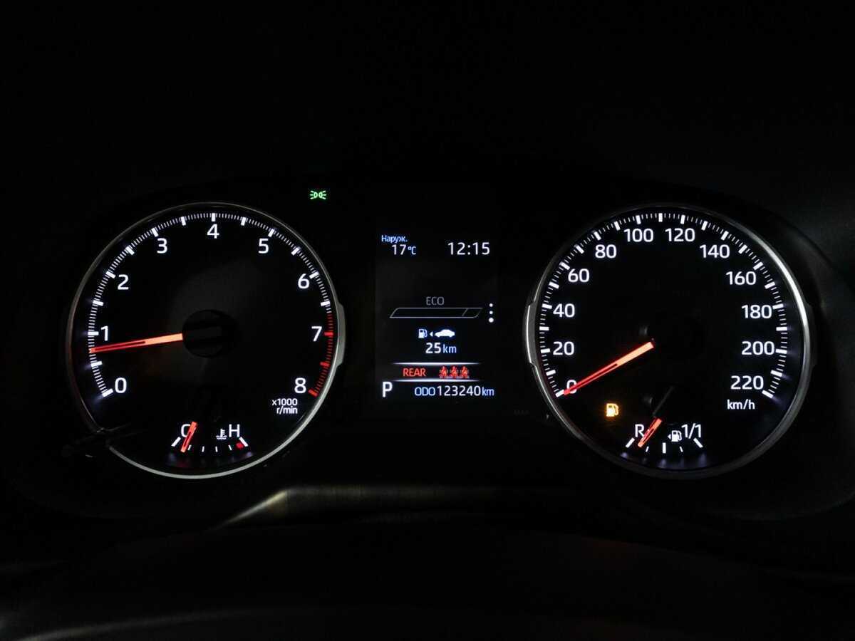 Купить Toyota RAV4 с пробегом. Фото: #11