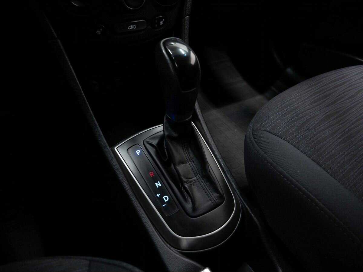 Купить Hyundai Solaris с пробегом. Фото: #16