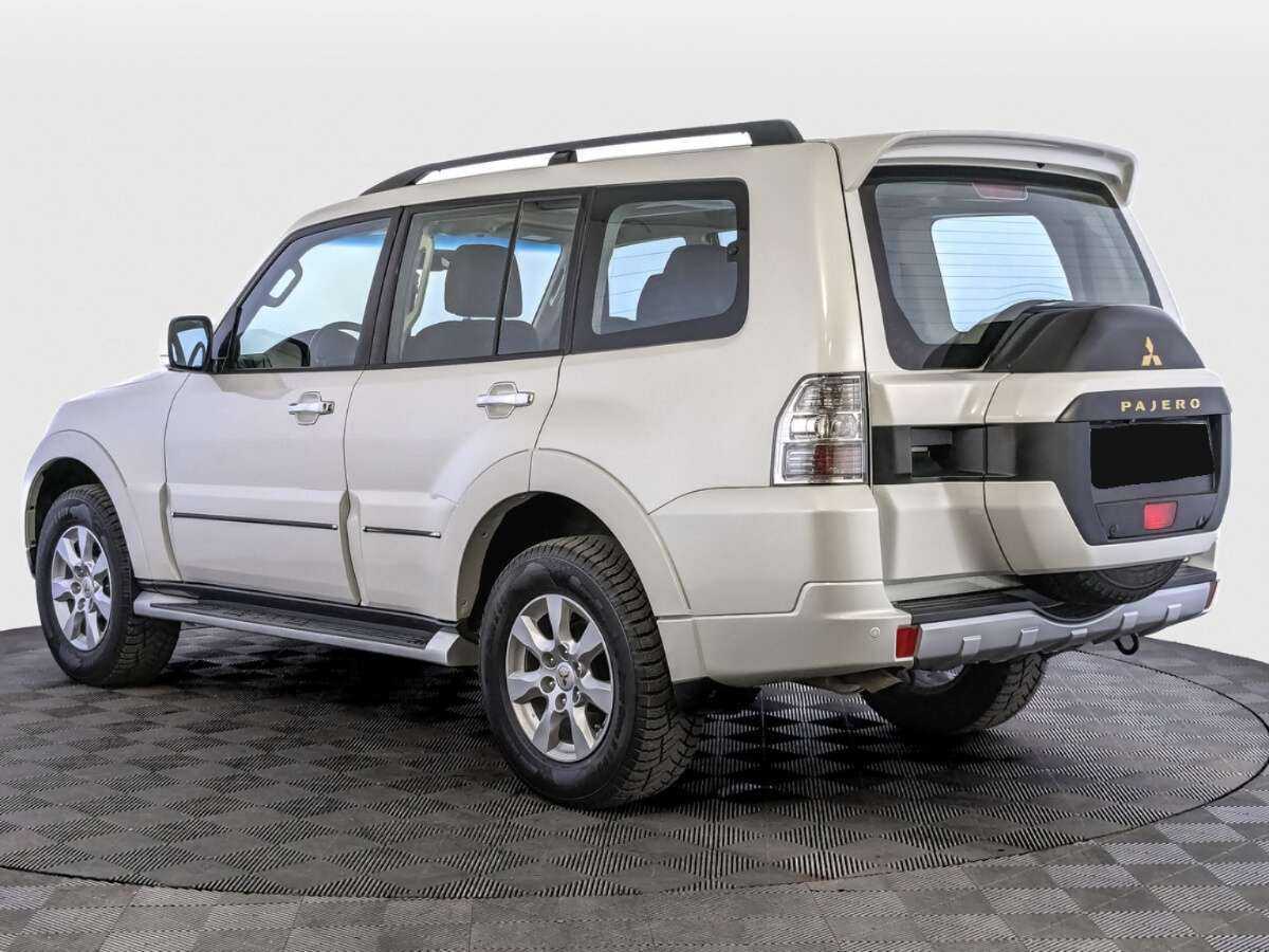 Купить Mitsubishi Pajero с пробегом. Фото: #6
