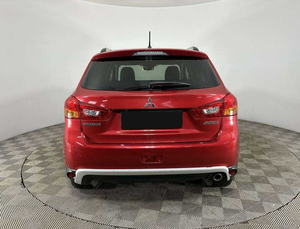 Купить Mitsubishi ASX с пробегом. Фото: #2