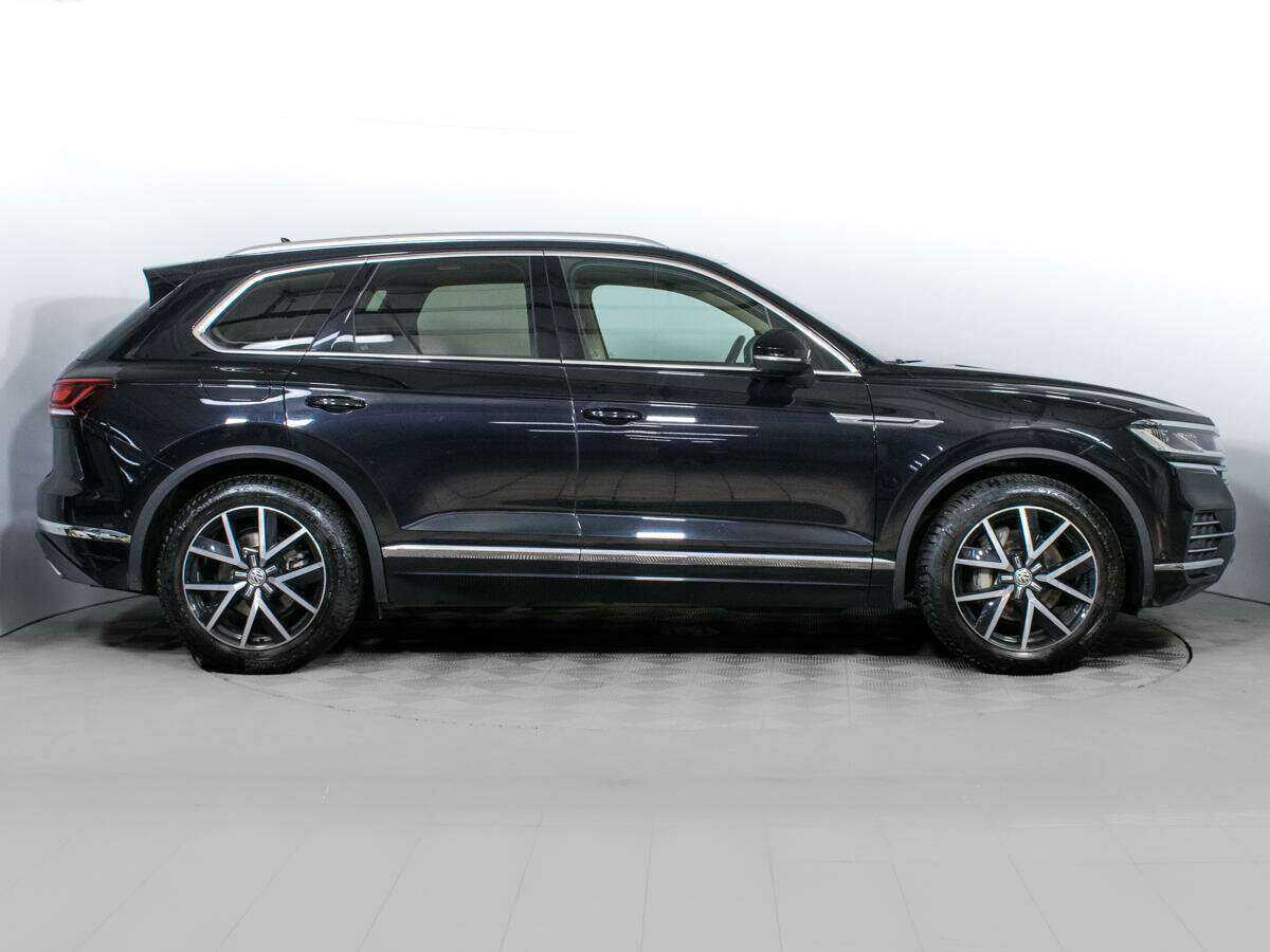 Купить Volkswagen Touareg с пробегом. Фото: #3
