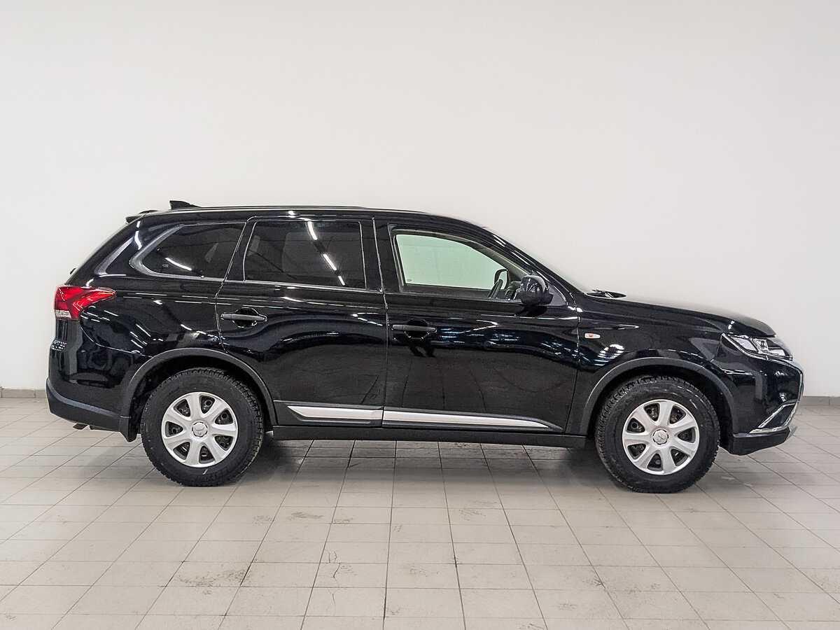 Купить Mitsubishi Outlander с пробегом. Фото: #3