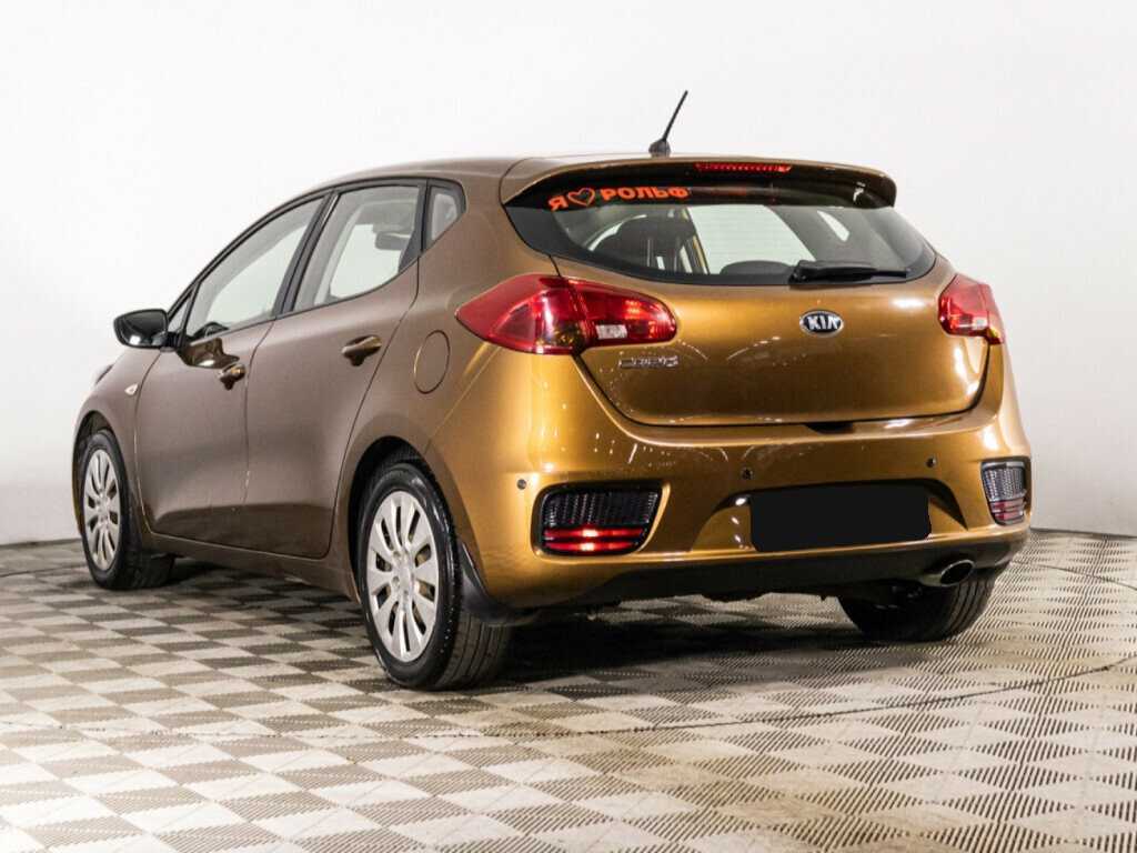 Купить Kia Ceed с пробегом. Фото: #6