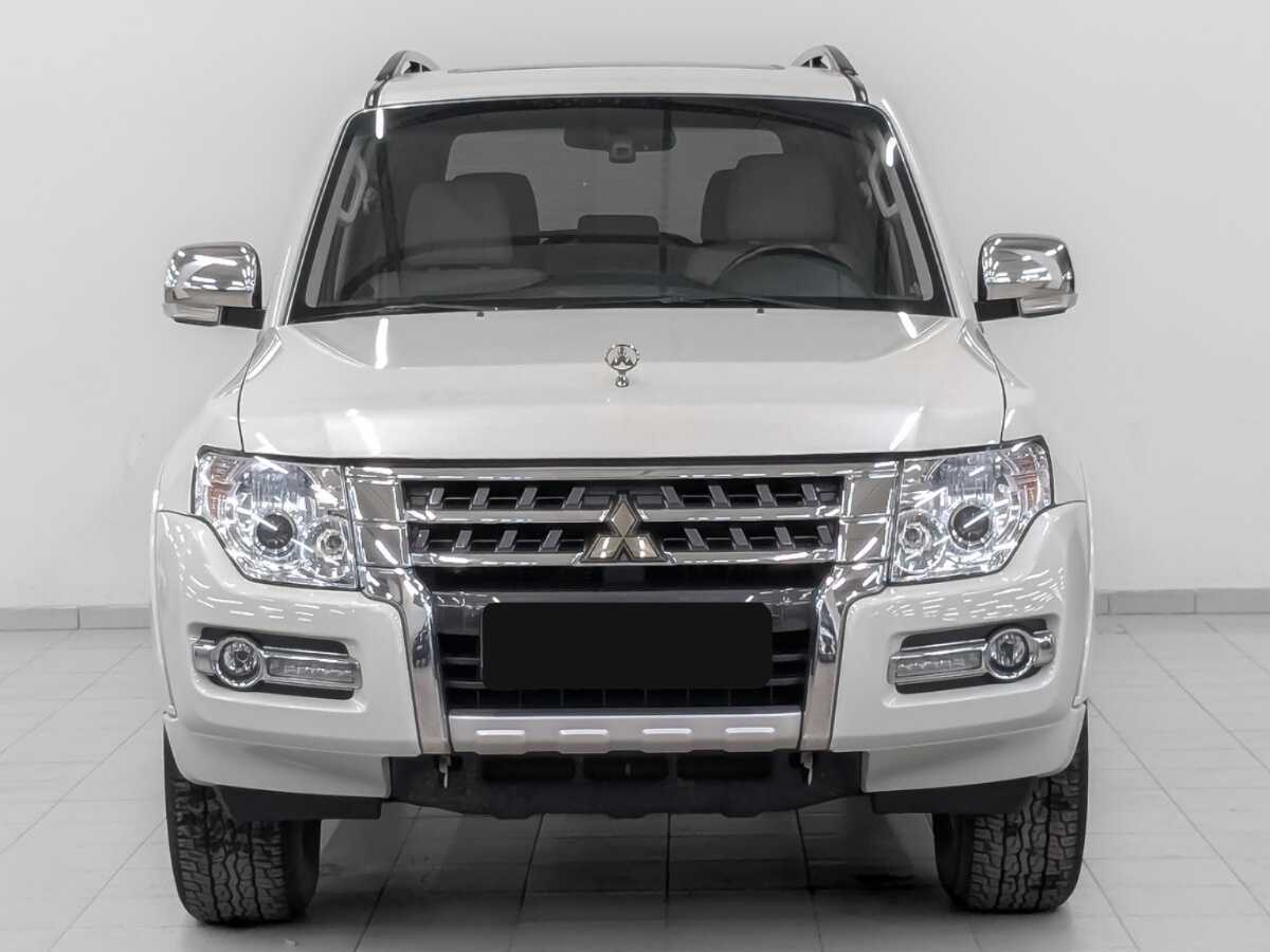 Купить Mitsubishi Pajero с пробегом. Фото: #1