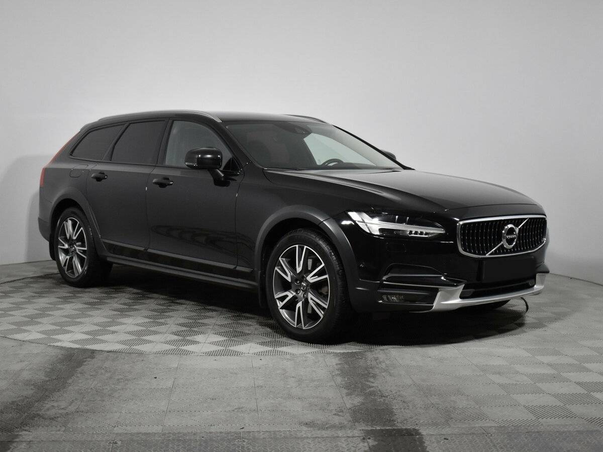 Купить Volvo V90 Cross Country с пробегом. Фото: #2