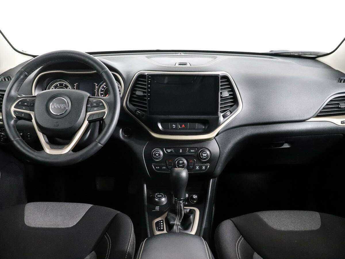 Купить Jeep Cherokee с пробегом. Фото: #10