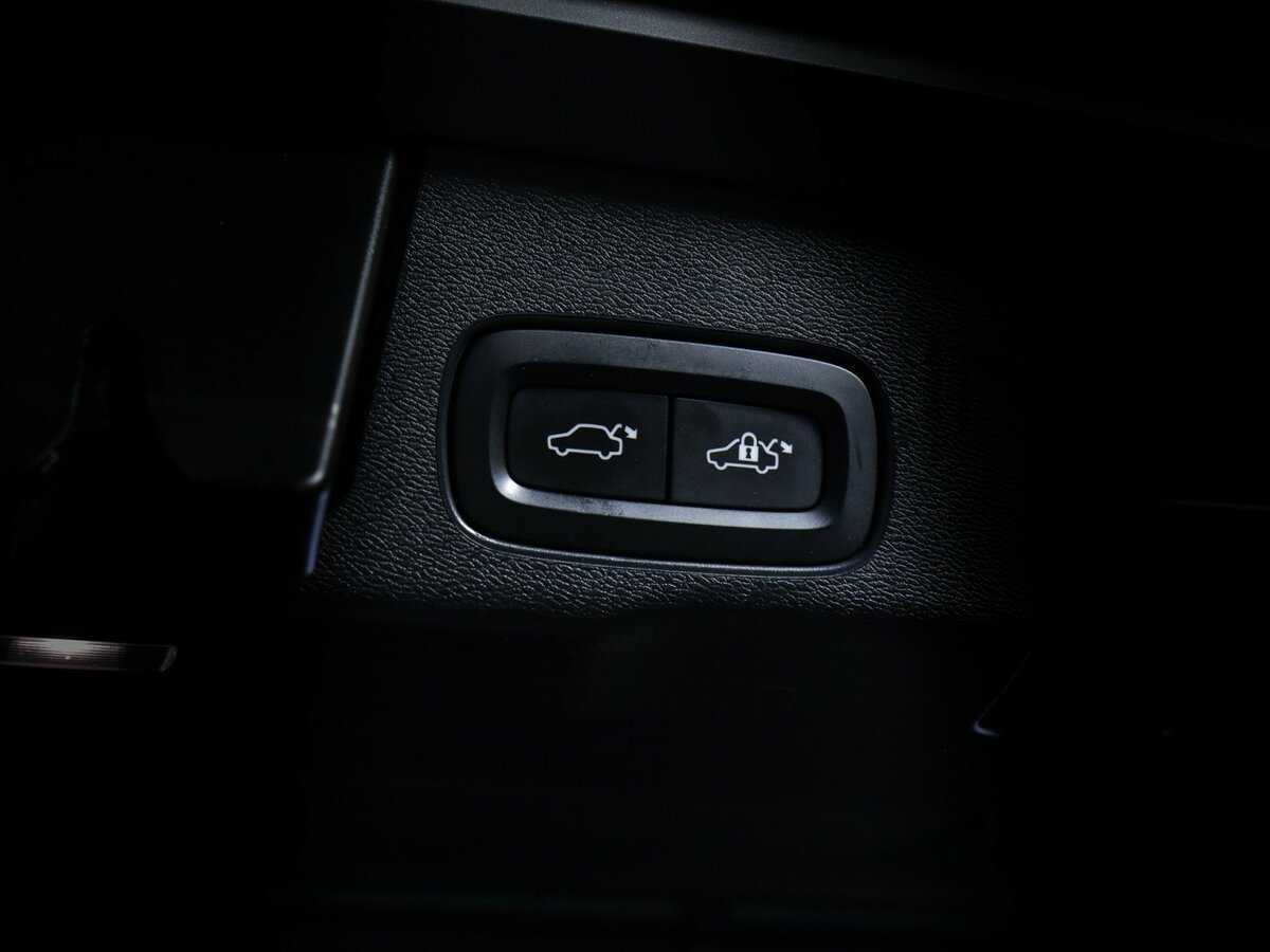 Купить Volvo XC60 с пробегом. Фото: #14