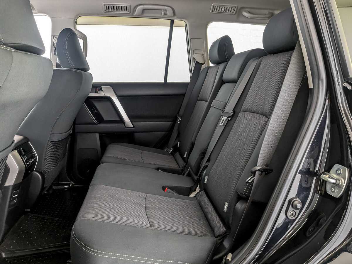 Купить Toyota Land Cruiser Prado с пробегом. Фото: #11