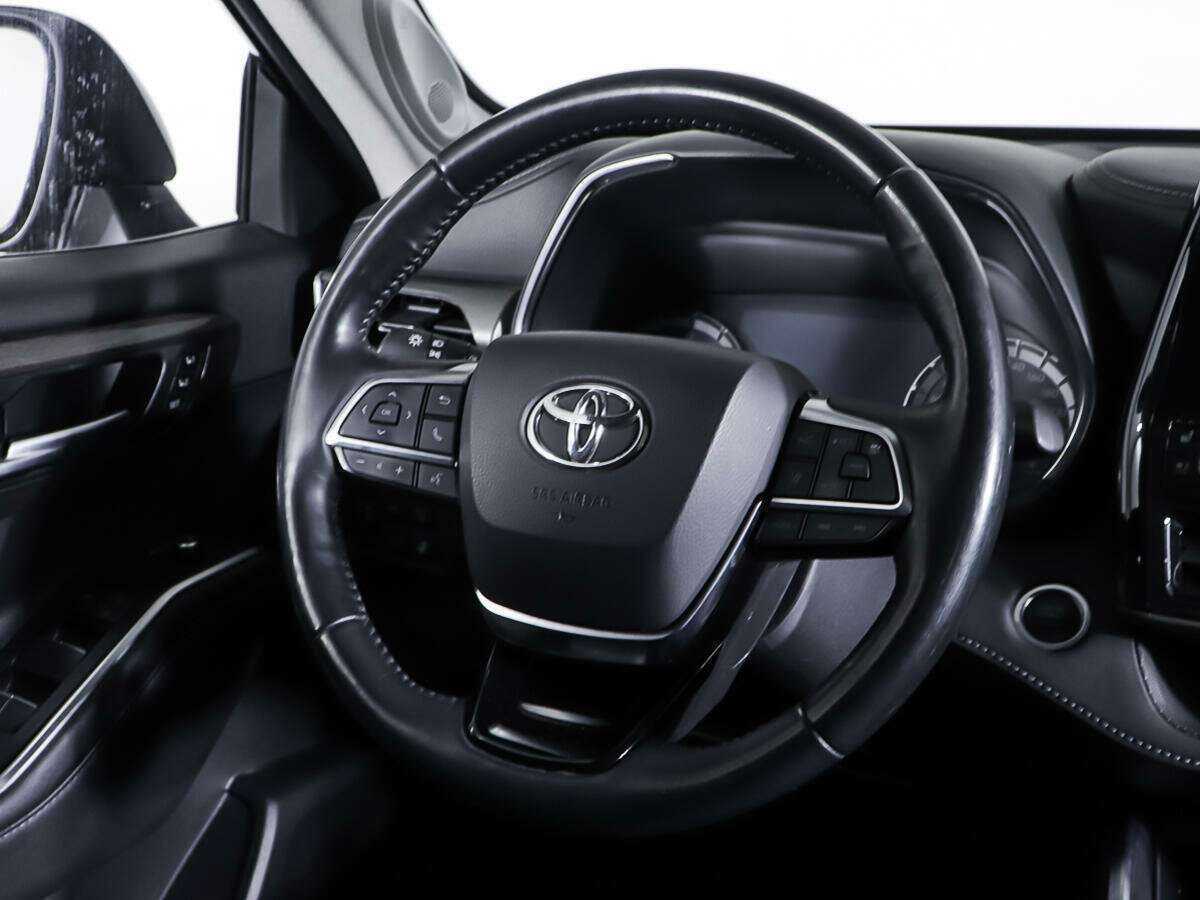 Купить Toyota Highlander с пробегом. Фото: #16