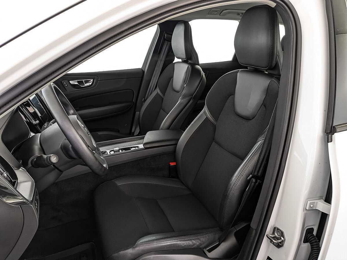 Купить Volvo XC60 с пробегом. Фото: #19
