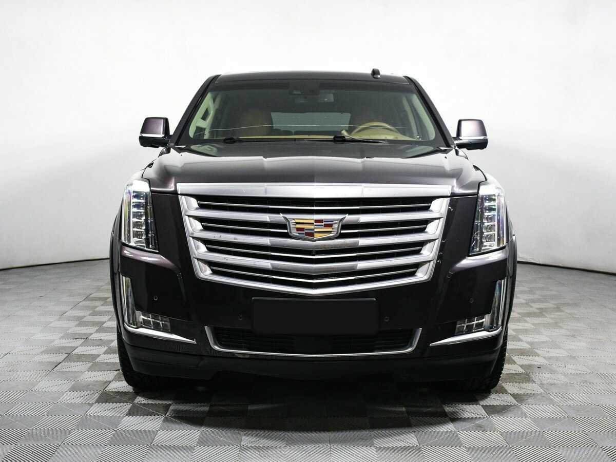 Купить Cadillac Escalade с пробегом. Фото: #1
