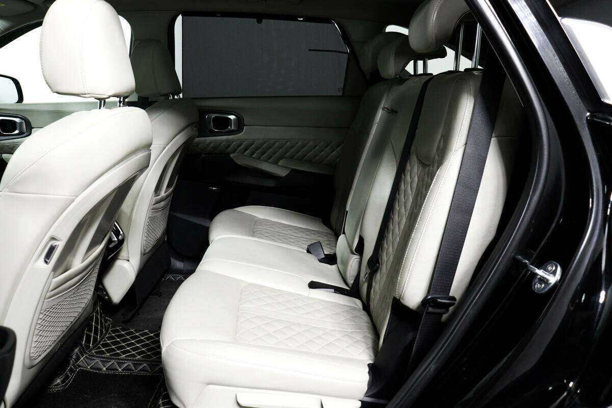 Купить Kia Sorento с пробегом. Фото: #11
