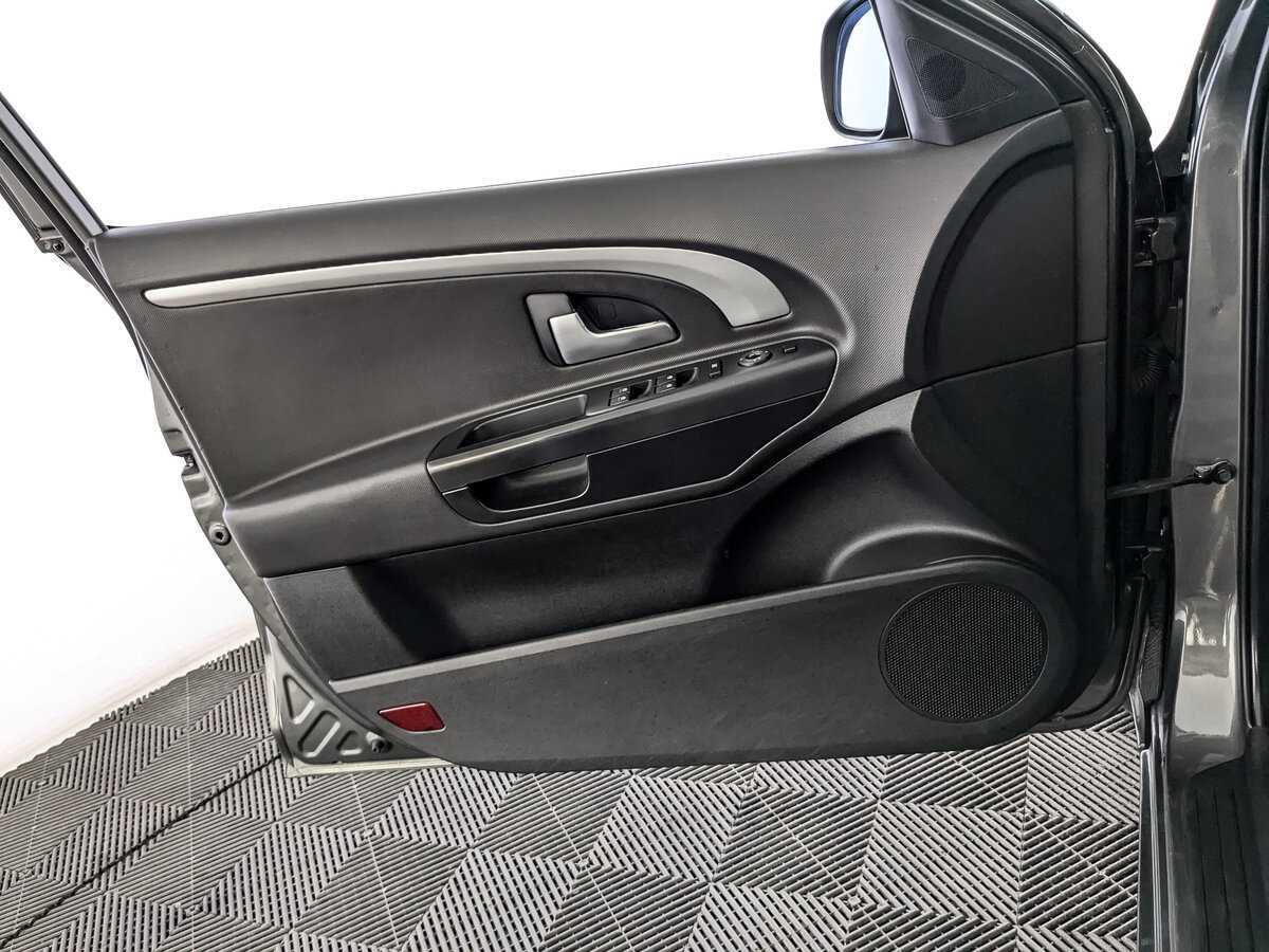 Купить Kia Ceed с пробегом. Фото: #14