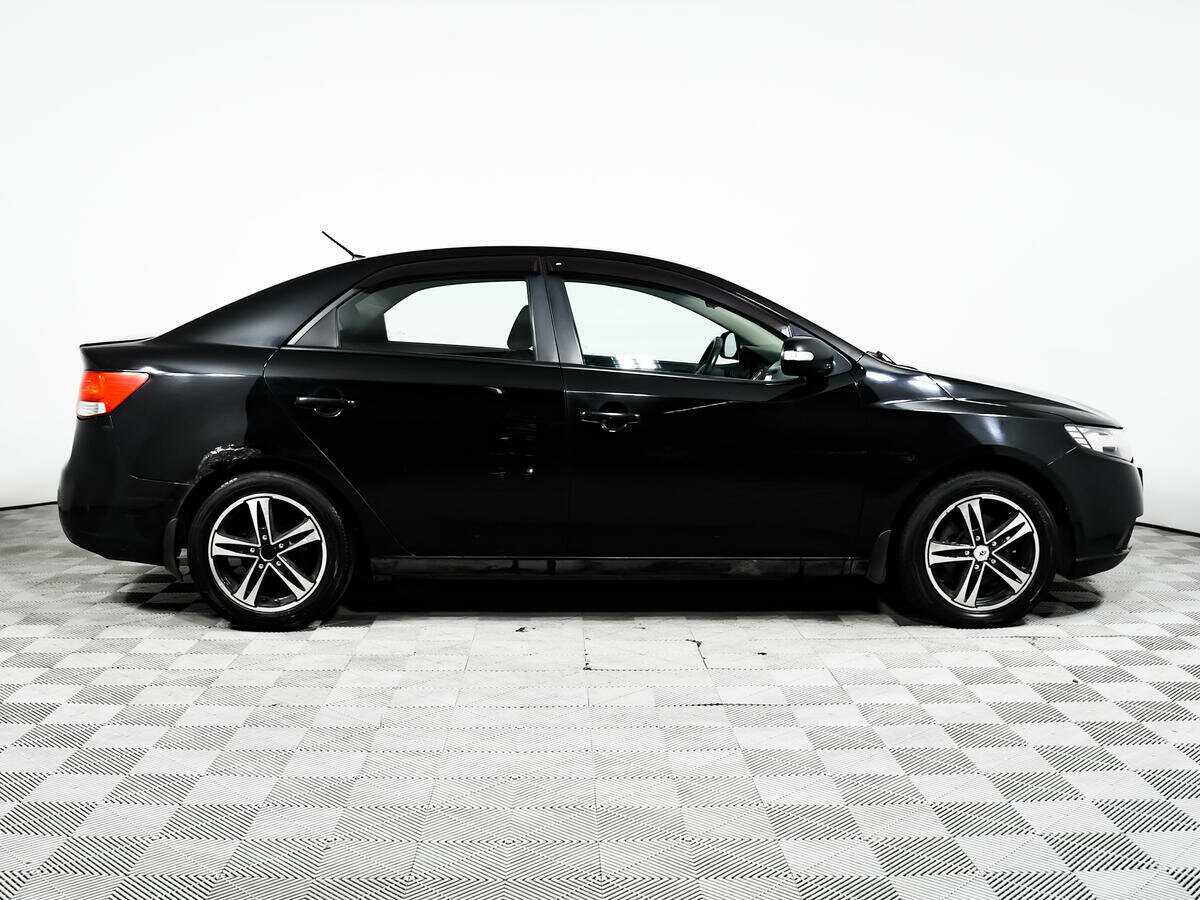 Купить Kia Cerato с пробегом. Фото: #3