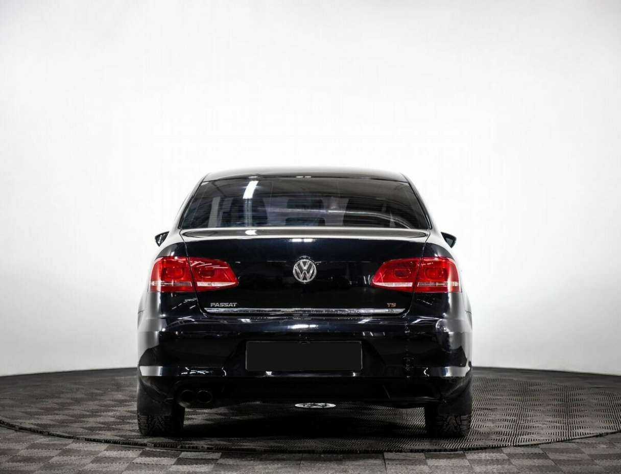 Купить Volkswagen Passat с пробегом. Фото: #4