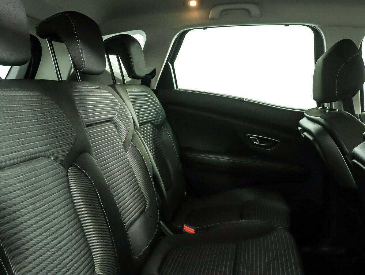 Купить Renault Scenic с пробегом. Фото: #8