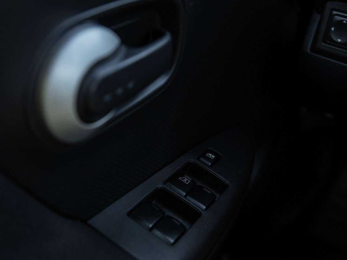 Купить Nissan Note с пробегом. Фото: #15