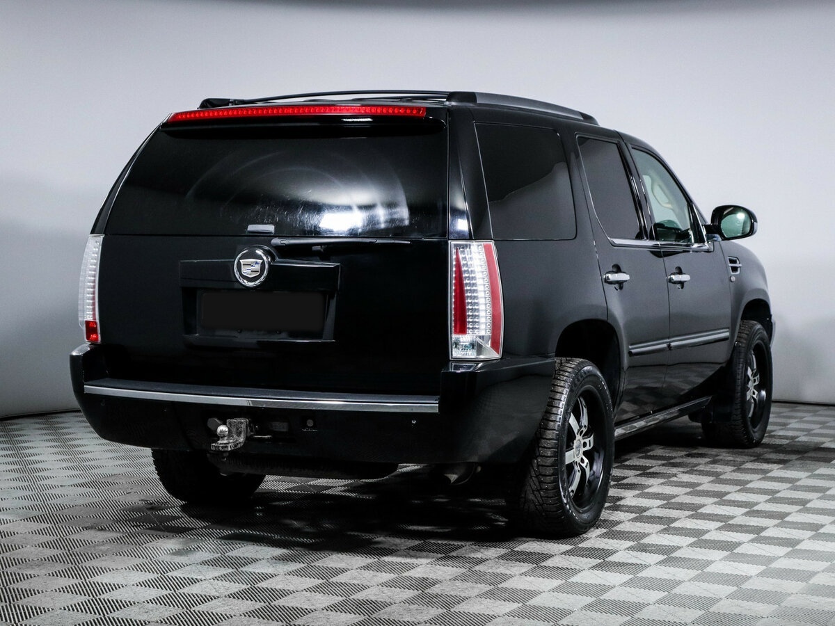 Купить Cadillac Escalade с пробегом. Фото: #4