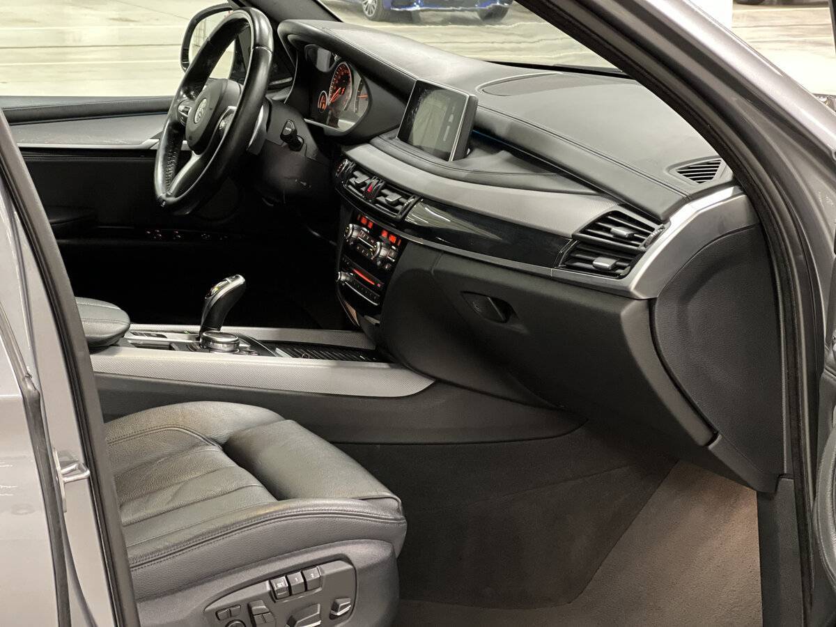 Купить BMW X5 с пробегом. Фото: #10