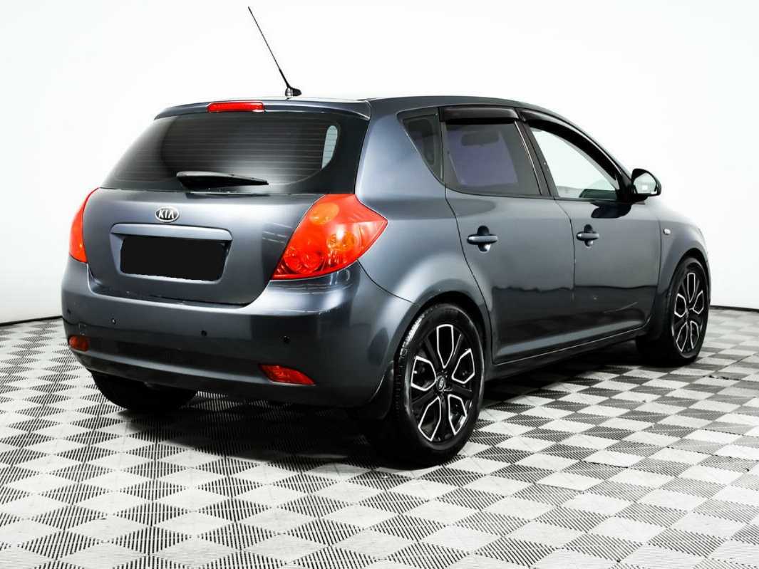 Купить Kia Ceed с пробегом. Фото: #4