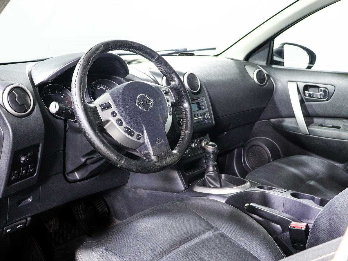 Купить Nissan Qashqai+2 с пробегом. Фото: #11