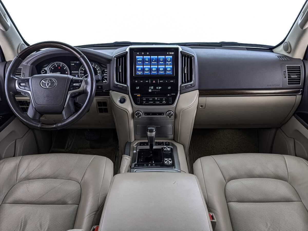 Купить Toyota Land Cruiser с пробегом. Фото: #9