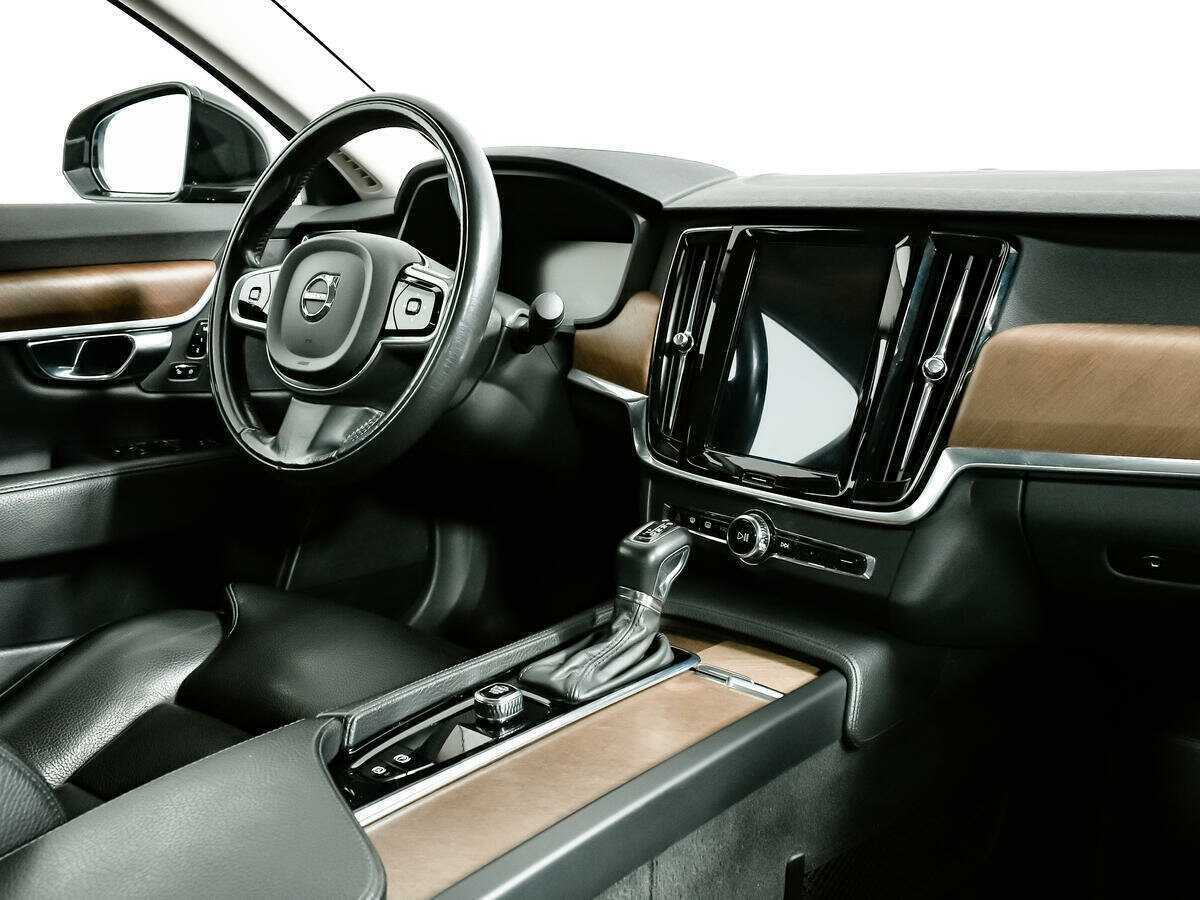 Купить Volvo S90 с пробегом. Фото: #8