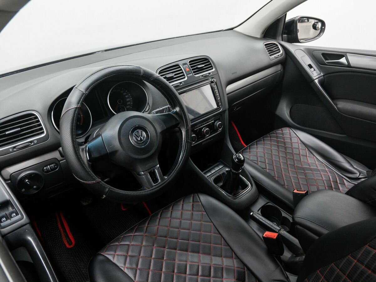 Купить Volkswagen Golf с пробегом. Фото: #12