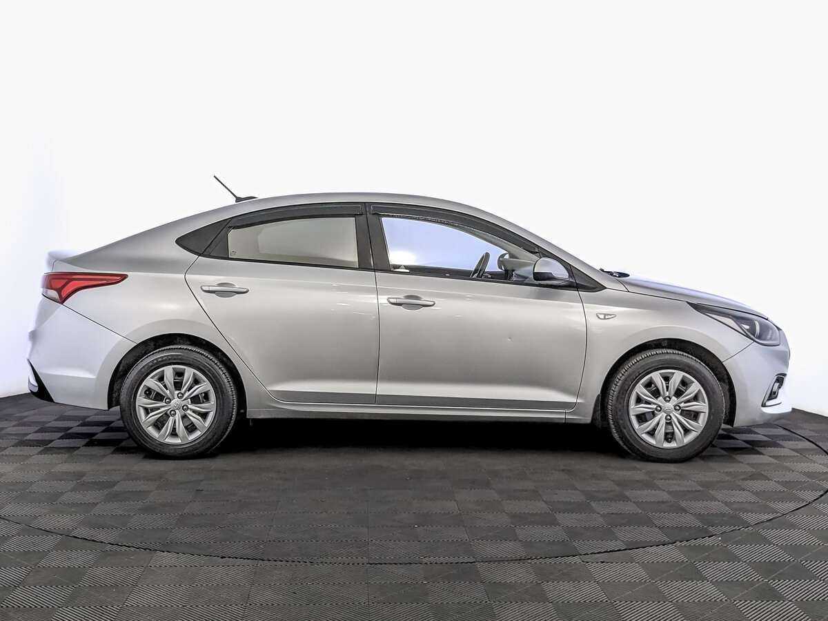 Купить Hyundai Solaris с пробегом. Фото: #3