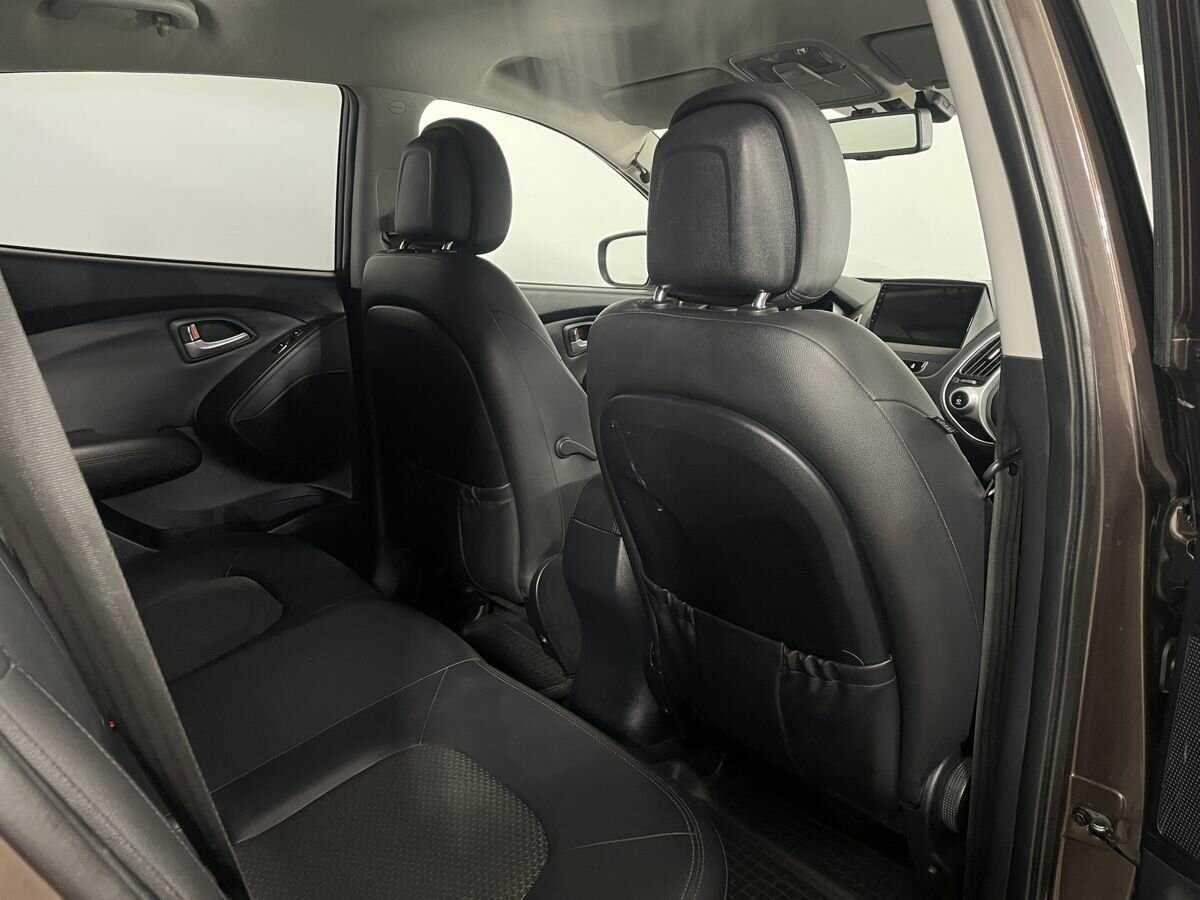 Купить Hyundai ix35 с пробегом. Фото: #13
