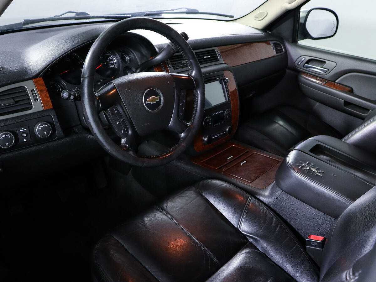 Купить Chevrolet Tahoe с пробегом. Фото: #11