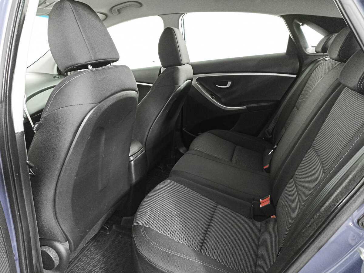 Купить Hyundai i30 с пробегом. Фото: #9
