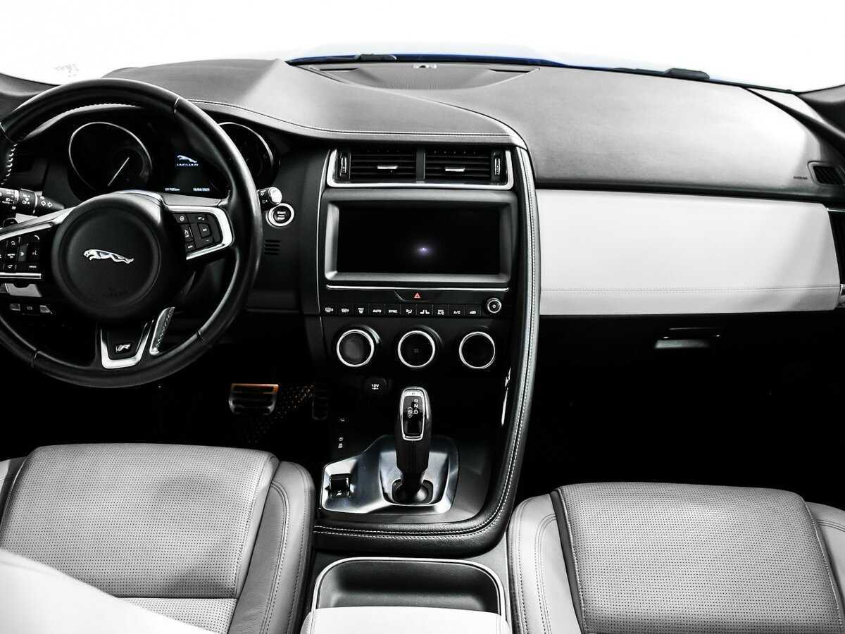 Купить Jaguar E-Pace с пробегом. Фото: #10