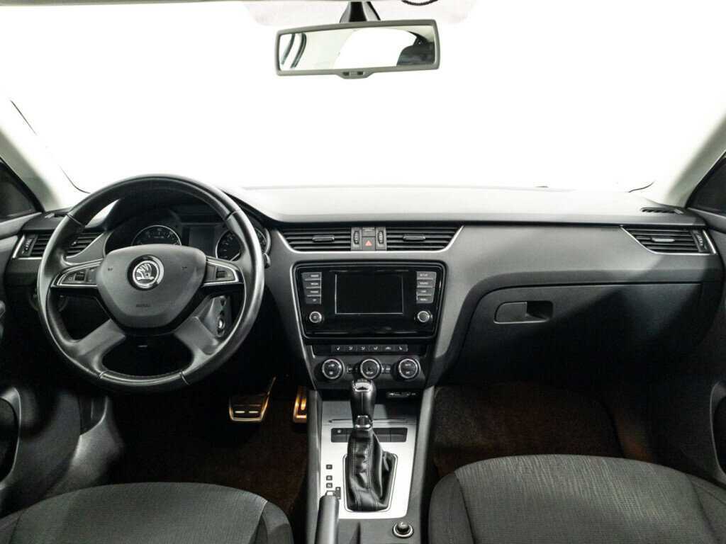 Купить Skoda Octavia с пробегом. Фото: #12